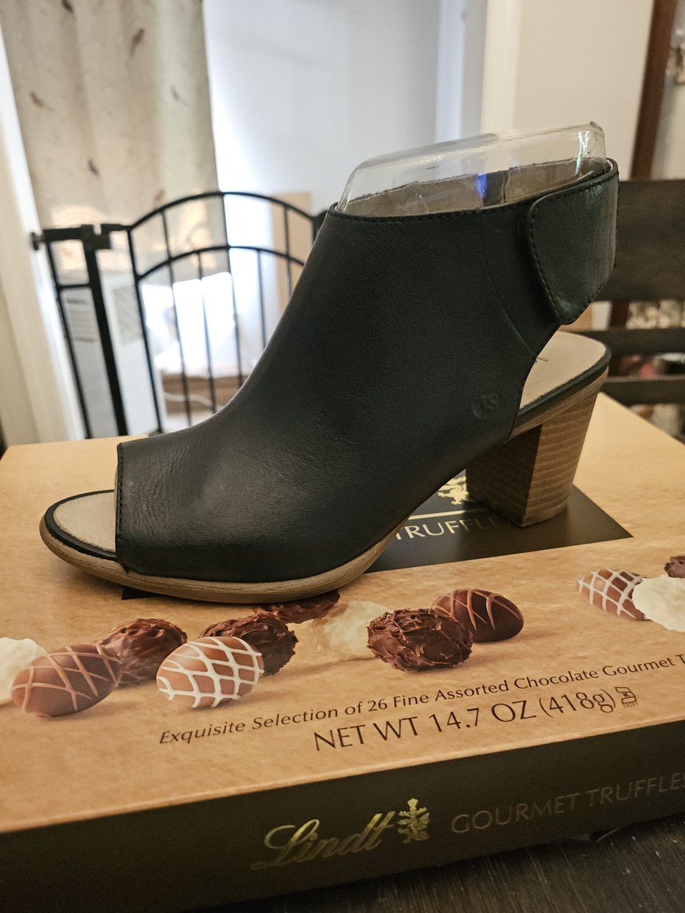 Josef Seibel Women’s Black Leather Open-Toe Block Heel Sandal